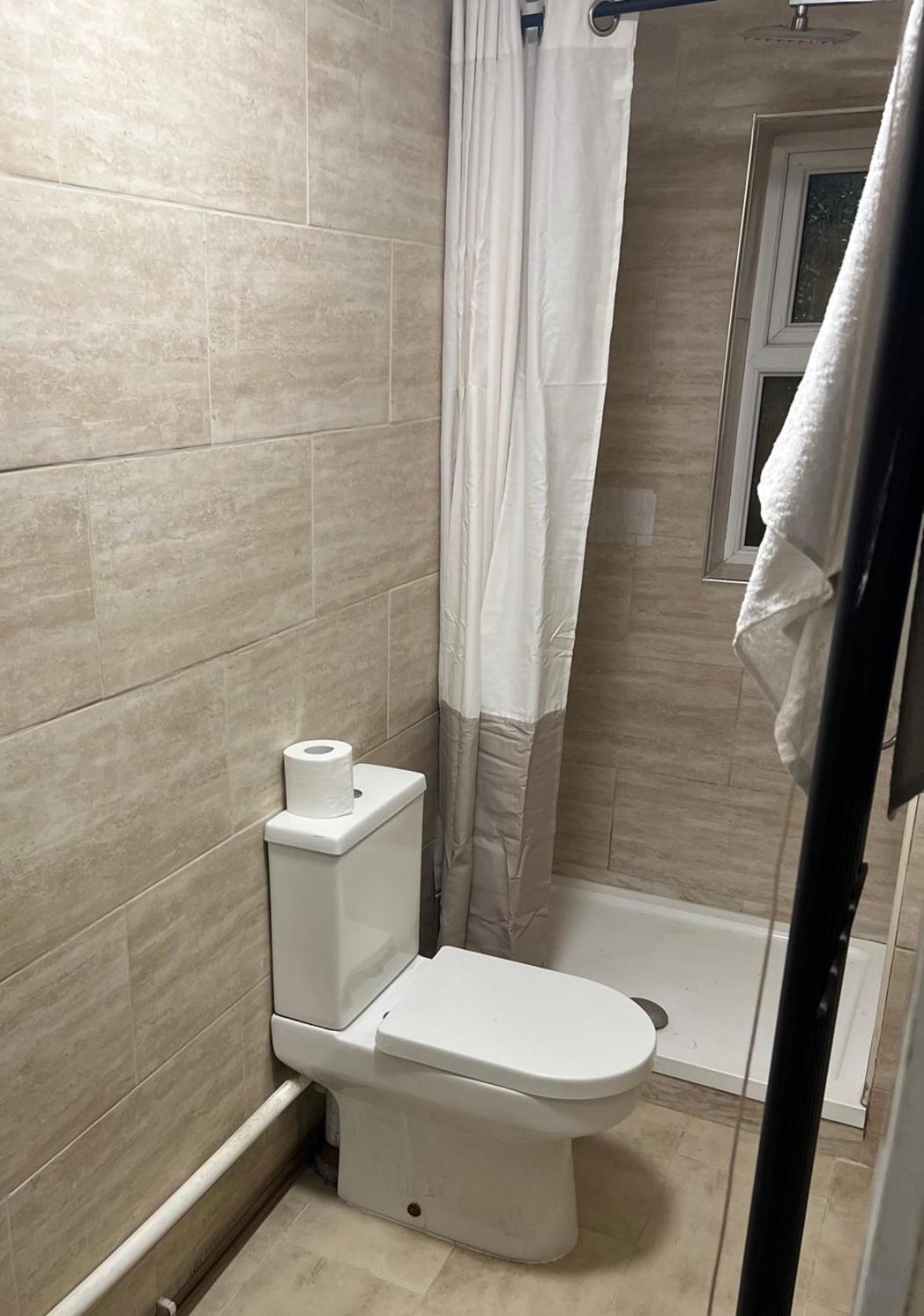 New Flat, Own Bathroom, Sitting Room & Large Bedroom - Walsall Bescot Luaran gambar