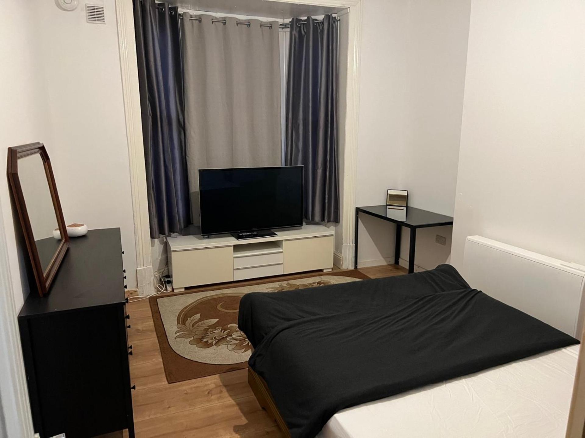 New Flat, Own Bathroom, Sitting Room & Large Bedroom - Walsall Bescot Luaran gambar